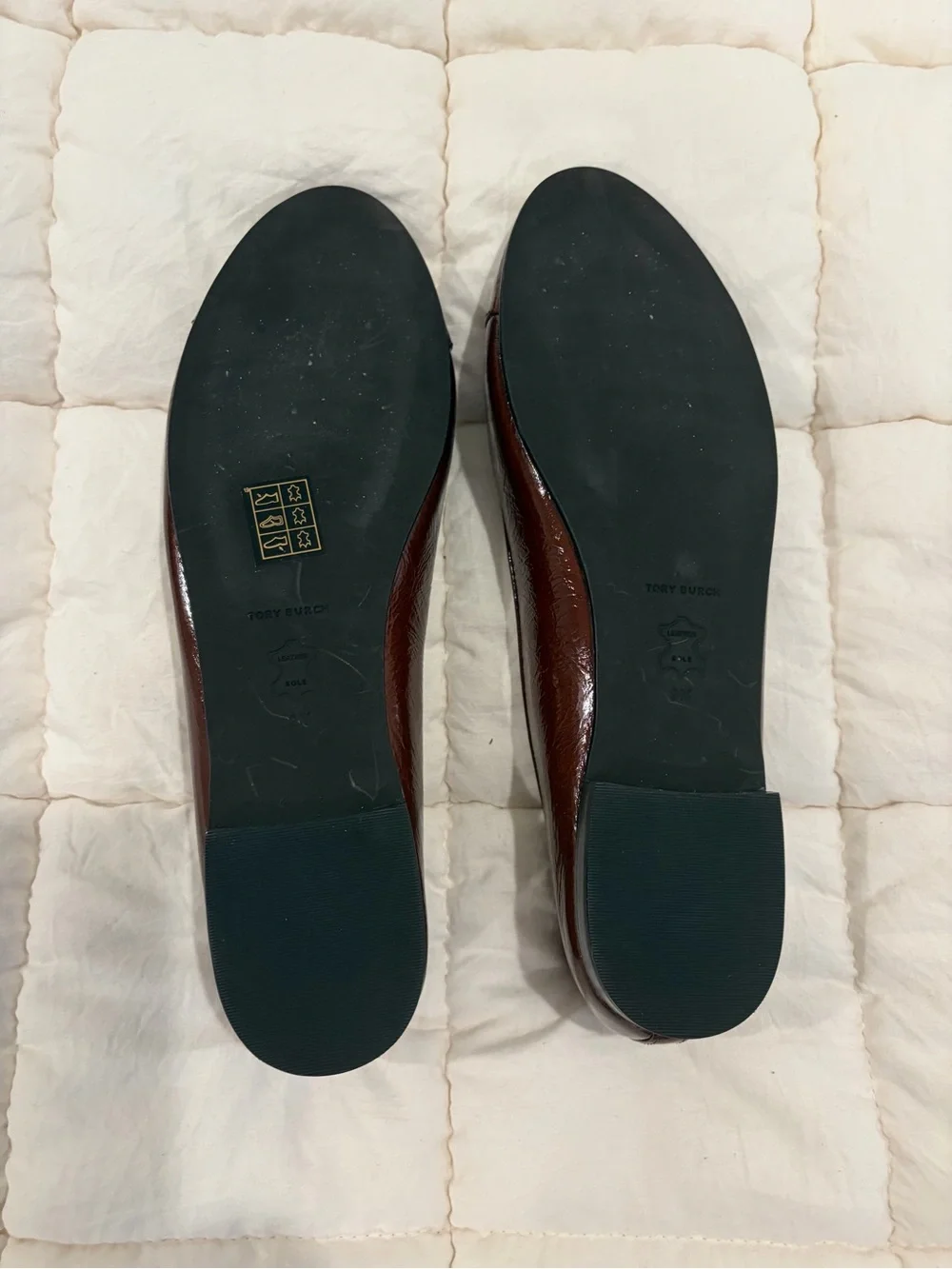 Tory Burch Brown Patent Ballet Flats with Logo Bow NEVER WORN
